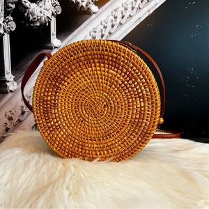 Handwoven Round Rattan Bag Shoulder Leather Straps Natural Chic Hand